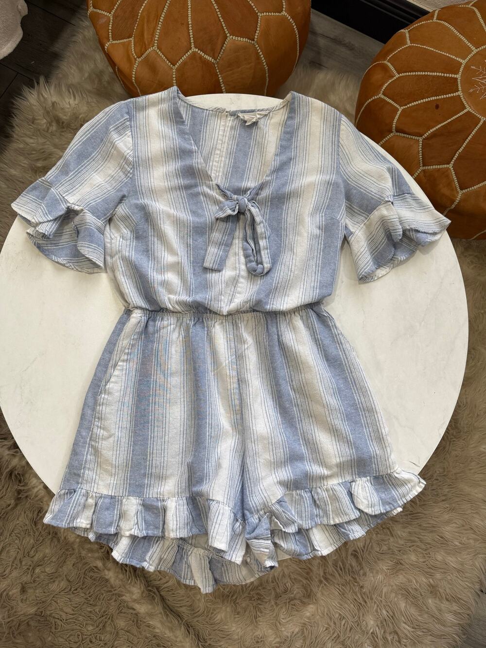 Loveriche Blue & White Striped Tie Front Romper Size Small